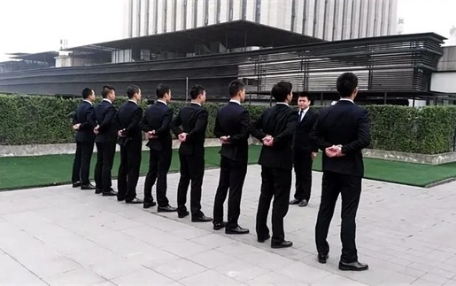 张家港持牌催收机构的正确打开方式：老司机教你避开这5大雷区